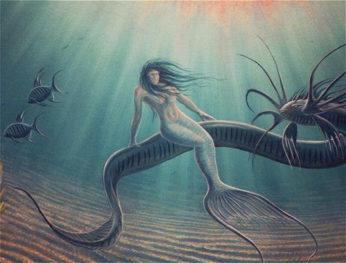 Mermaid2.jpg (38375 bytes)